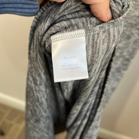 Seraphine Maternity Maxi Dress Gray Stretch Knit Soft Lounge Chic Size 6 - Picture 4 of 6